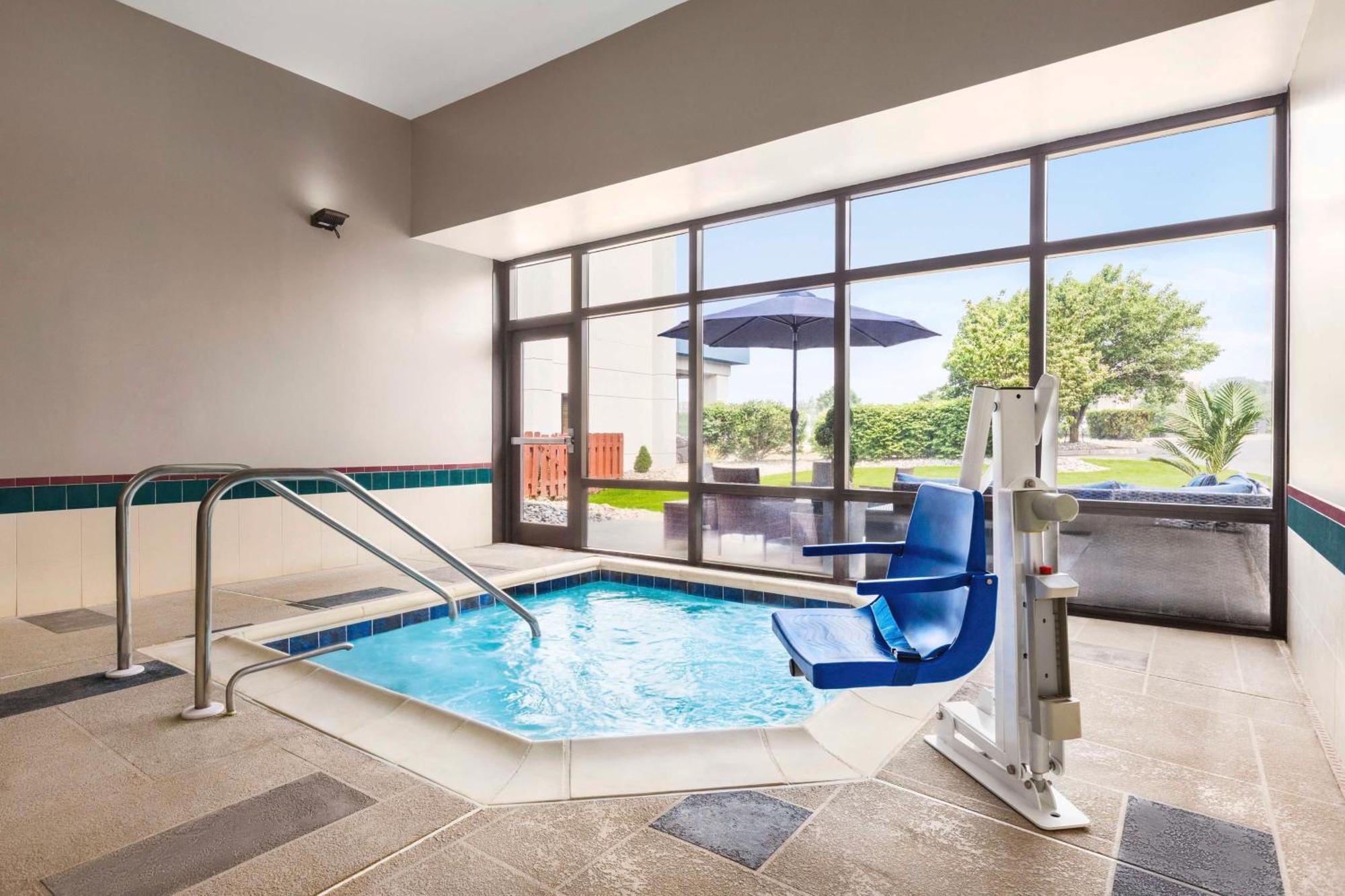 Hampton Inn Quakertown Ngoại thất bức ảnh